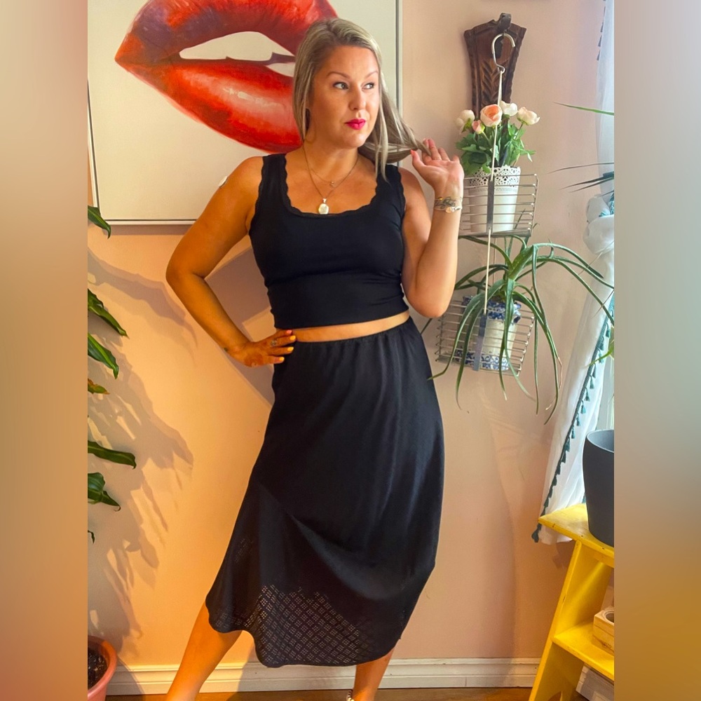 BNWT Chic Black Babette Eyelet Midi Skirt